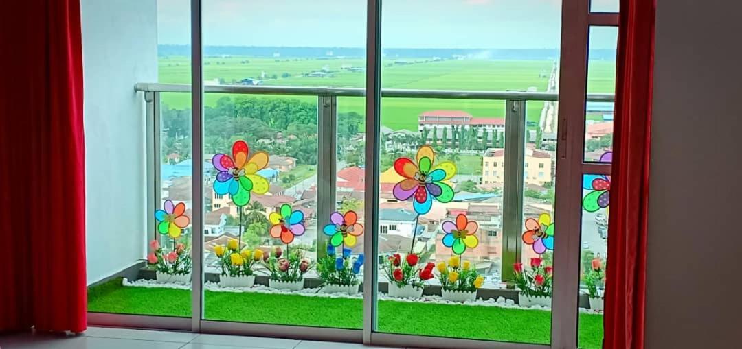 Windmill Sunrise Paddyview Homestay سيكينتشان المظهر الخارجي الصورة